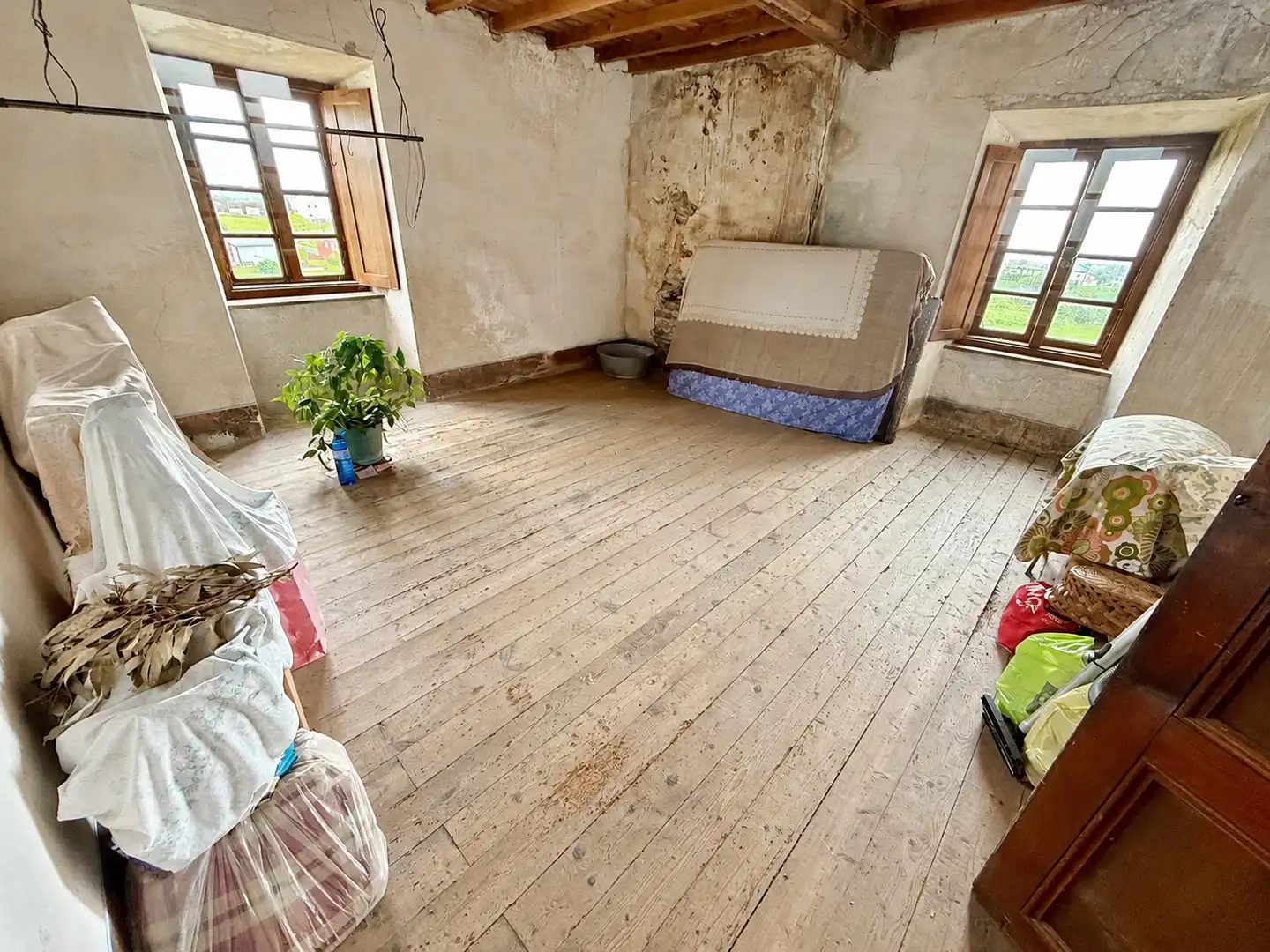 Casa o xalet en venda en Coaña amb Jardí privat, Traster i Moblat