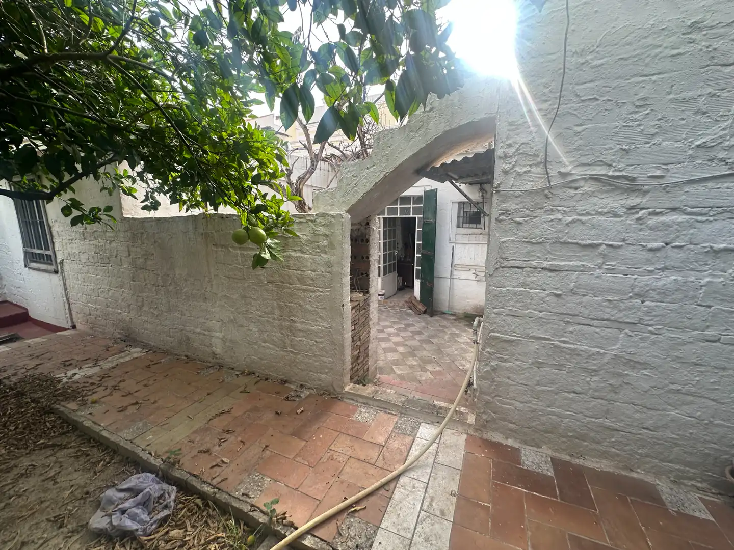Vista exterior de Casa o xalet en venda en Tomares