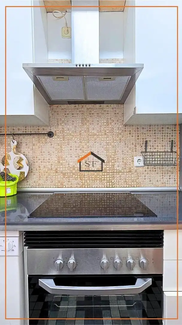 Außenansicht von Wohnung zur Miete in Madrid mit Klimaanlage, Heizung und Parkett
