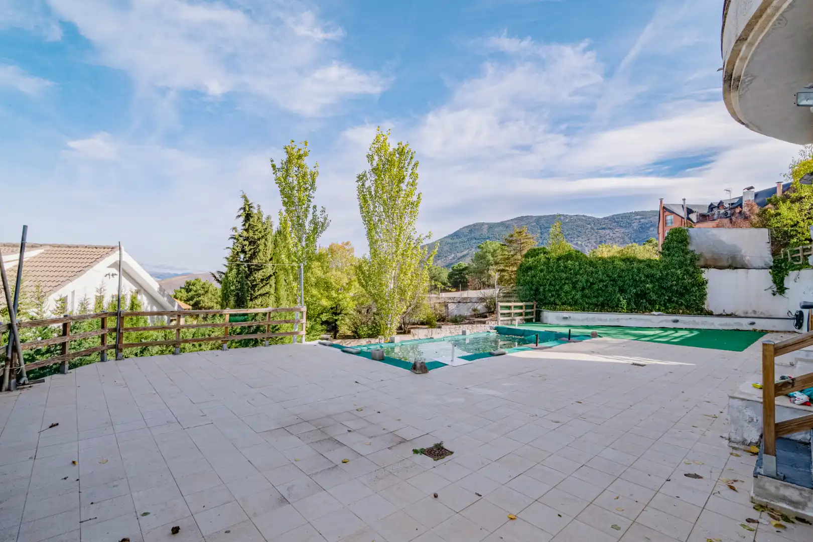 Piscina de Casa o chalet en venta en La Zubia con Aire acondicionado, Calefacción y Jardín privado