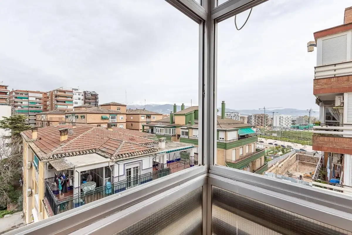 Flat with terrace to rent in Chana, imagen 6