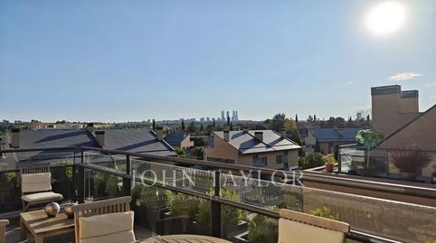 Foto 4 de Àtic en venda a Encinar de los Reyes, Madrid