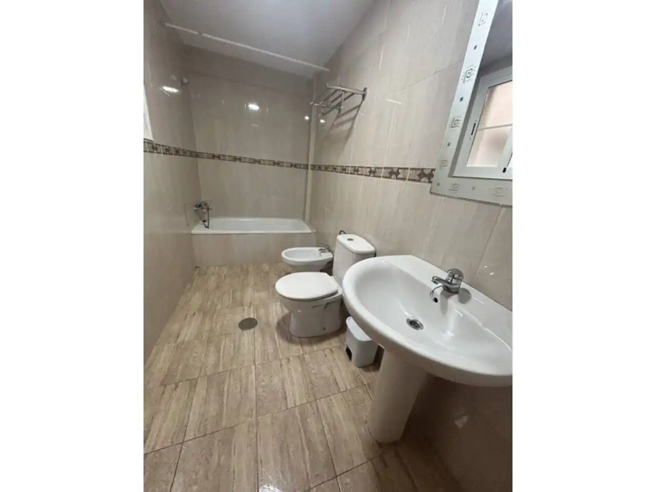 Flat for rent in Calle Mirasierra, Aguadulce Norte