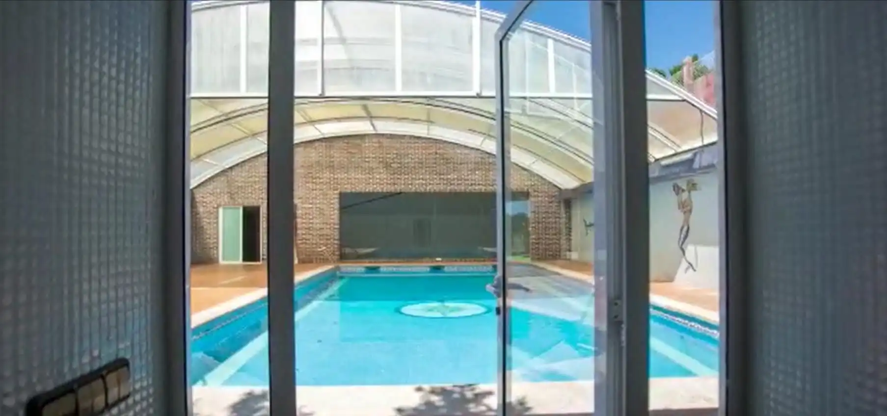 Piscina de Finca rústica en venda en Sanxenxo amb Jardí privat, Parquet i Terrassa
