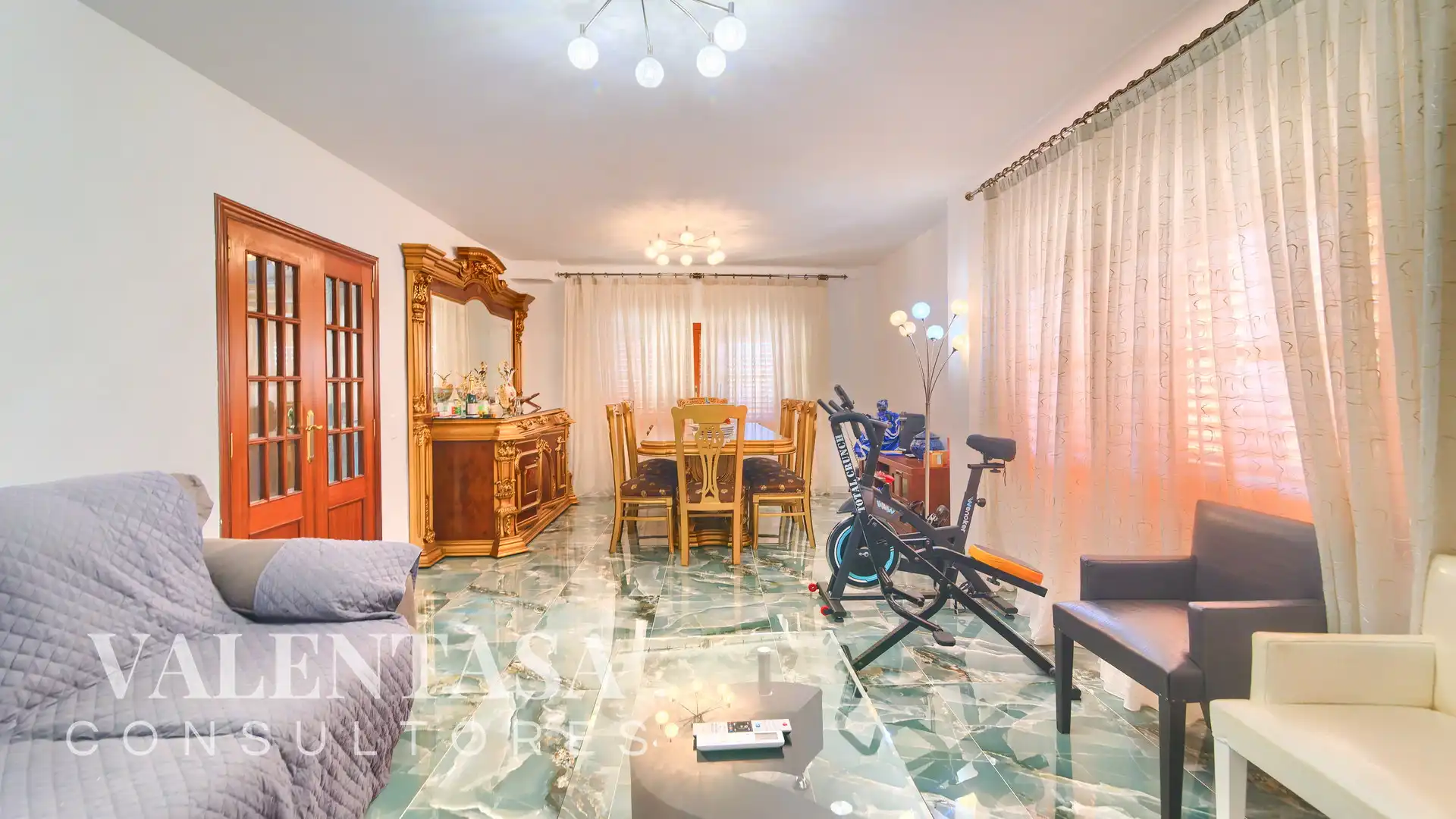 Living room of Houses for sale in L'Eliana  with Air Conditioner, Heating and Private garden