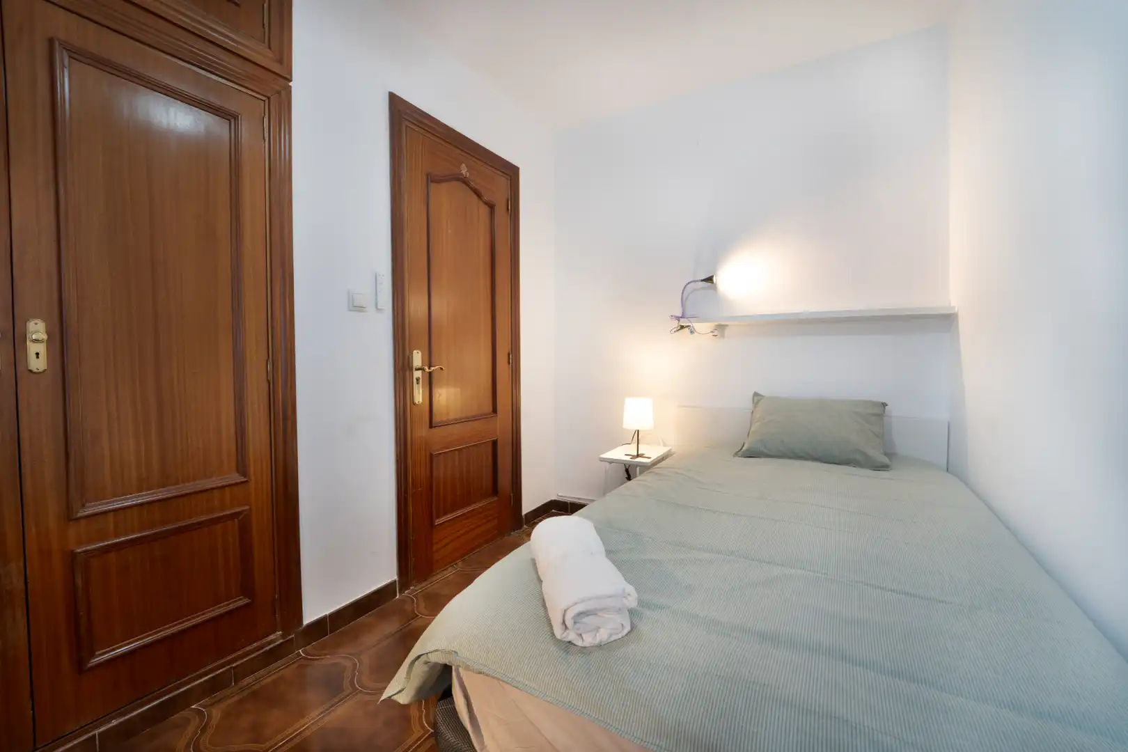 Room in Avenida del Cardenal Herrera Oria, 248, Peñagrande