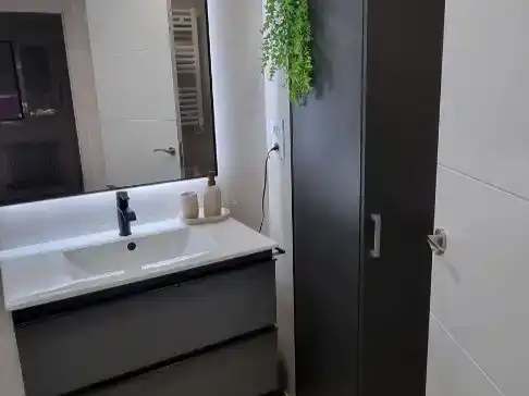 Bathroom of Flat for sale in Getafe  with Air Conditioner