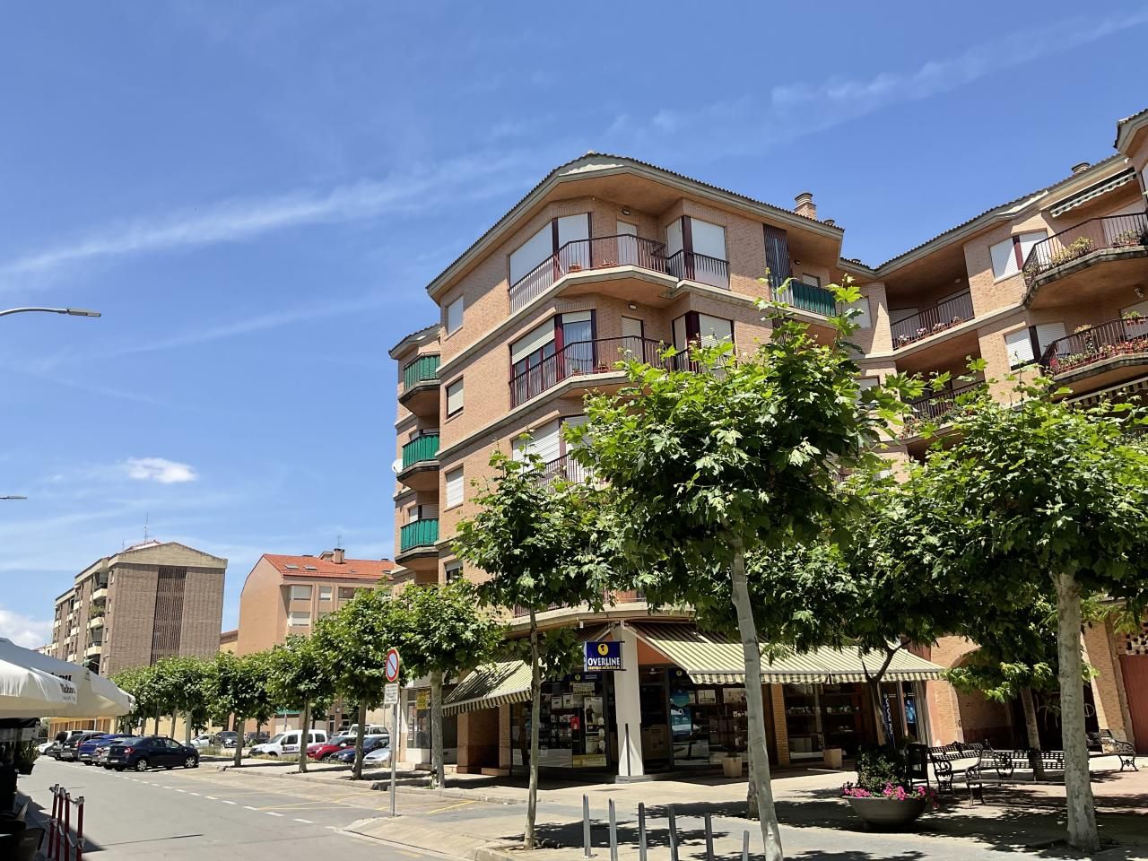 Vista exterior de Pis en venda en Santo Domingo de la Calzada amb Calefacció, Parquet i Traster