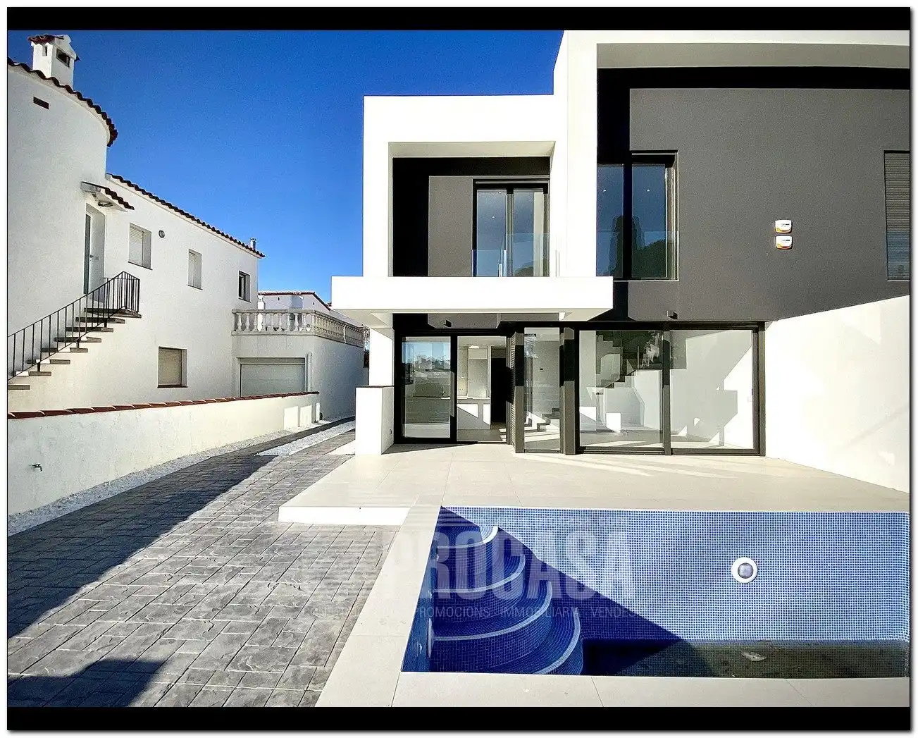 Detached house with pool for sale in REQUESENS, imagen 2