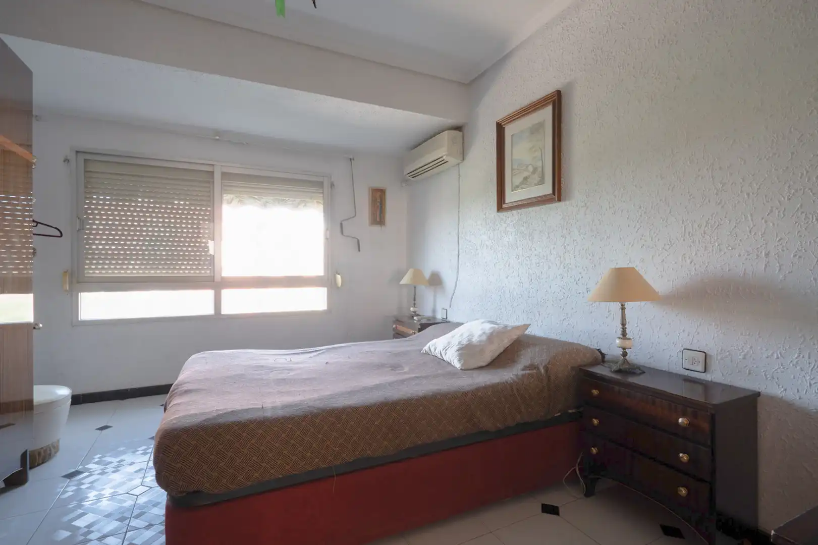 Schlafzimmer von Wohnung zum Verkauf in Valencia mit Möbliert