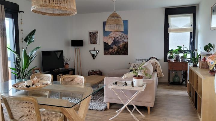 Sala d'estar de Pis en venda en Vitoria - Gasteiz amb Calefacció i Traster