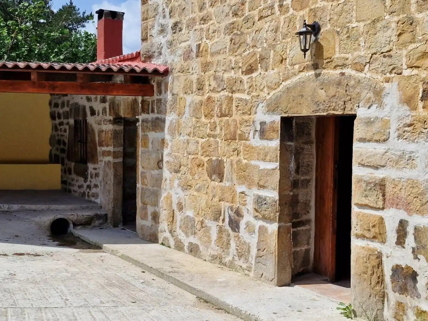 Exterior view of Land for sale in Molledo