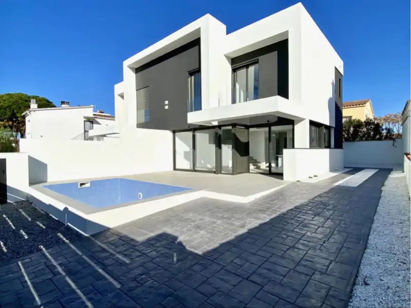 House with pool for sale in N/A, imagen 2