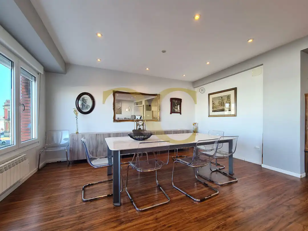 Piso con ascensor en venta en Paseo del Muro de San Lorenzo, imagen 7