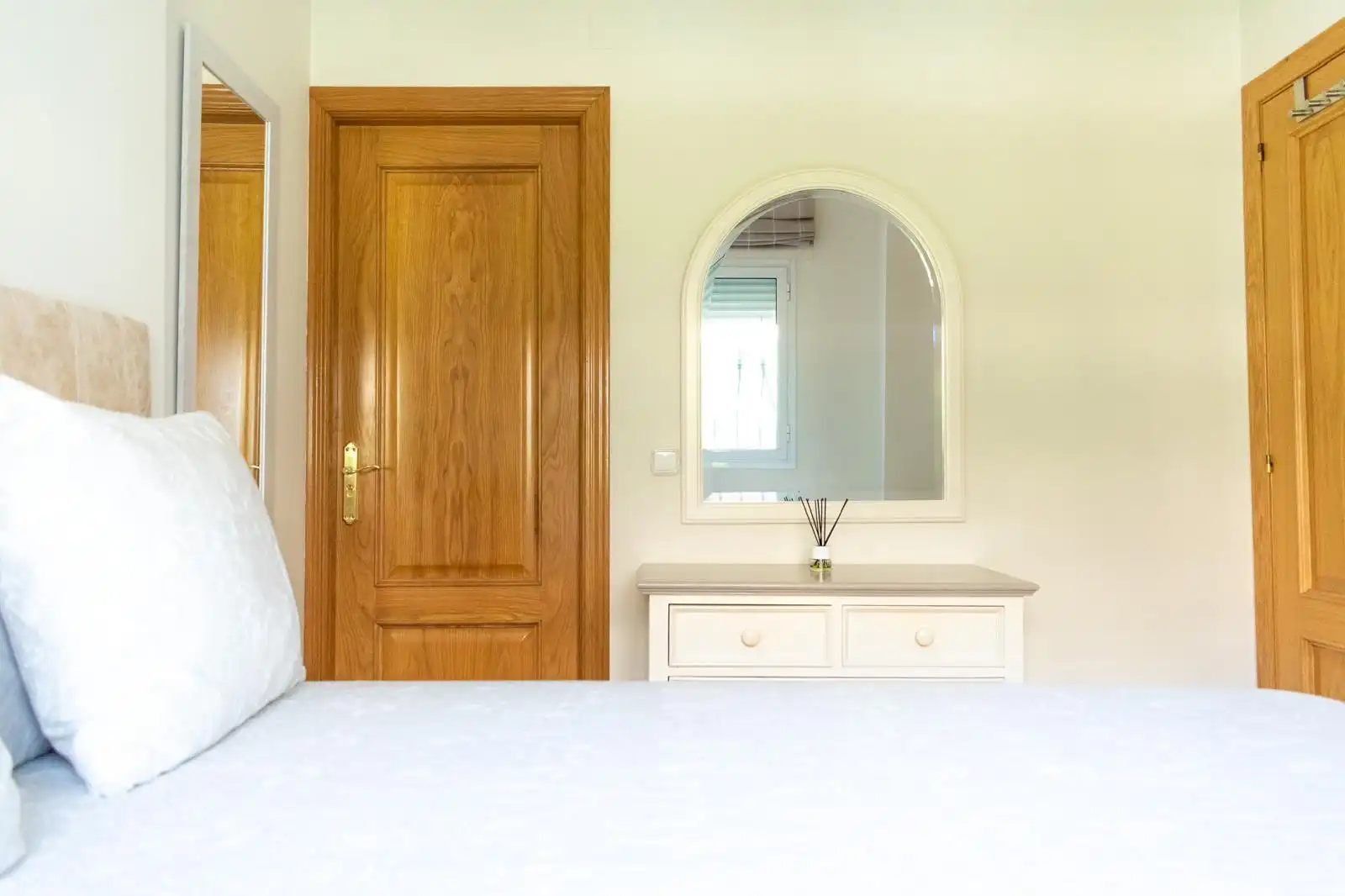 Habitación de Dúplex de alquiler en Marbella con Piscina, Amueblado y Piscina comunitaria