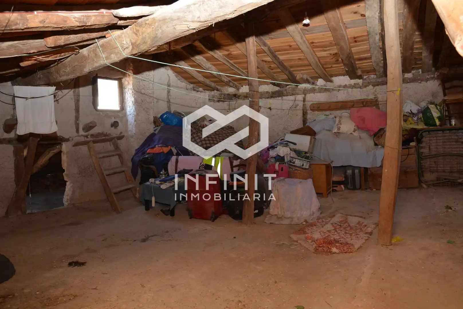 Casa o xalet en venda en Moratilla de los Meleros amb Traster i Balcó