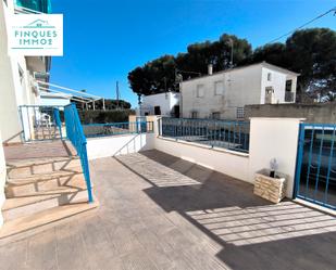 Terrasse von Wohnungen miete in Alcanar mit Terrasse, Abstellraum und Möbliert