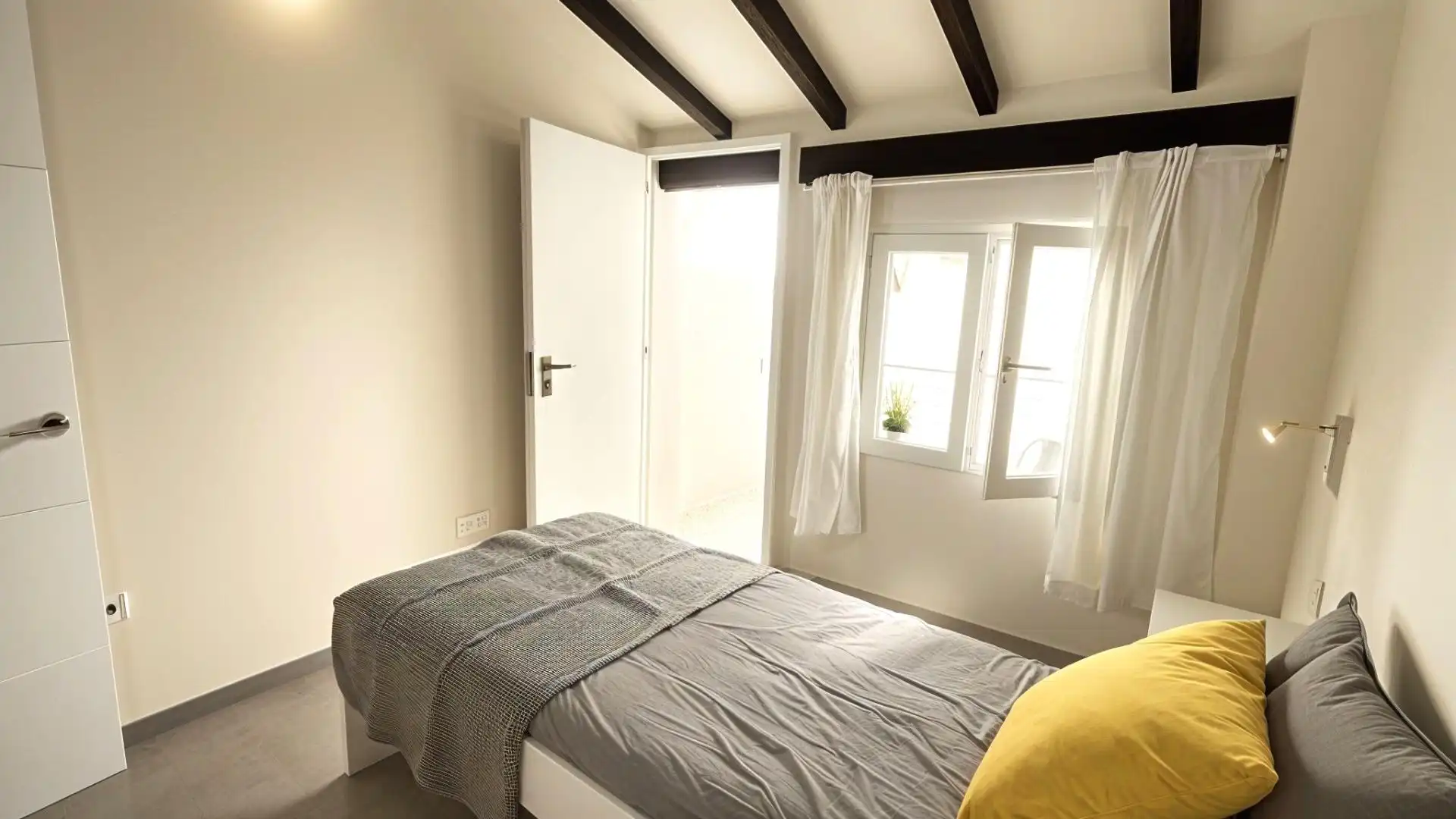 Dormitori de Casa o xalet en venda en Alfafar amb Aire condicionat, Calefacció i Terrassa
