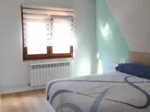 Habitación de Piso en venta en Degaña con Amueblado