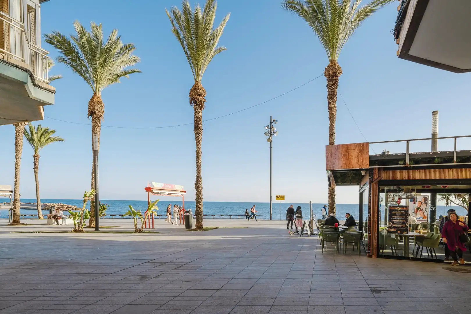 Vista exterior de Apartamento de alquiler en Torrevieja con Aire acondicionado, Terraza y Piscina