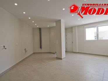Piso con ascensor en venta en Playa de Granada