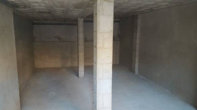 Local comercial en Alquiler en Carrer Avenir en Valls