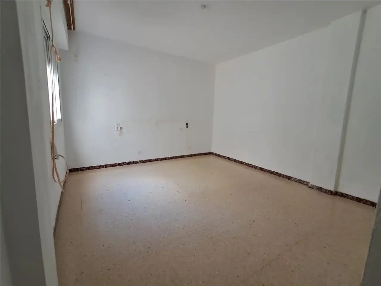 Wohnung zum Verkauf in Puente Genil mit Balkon