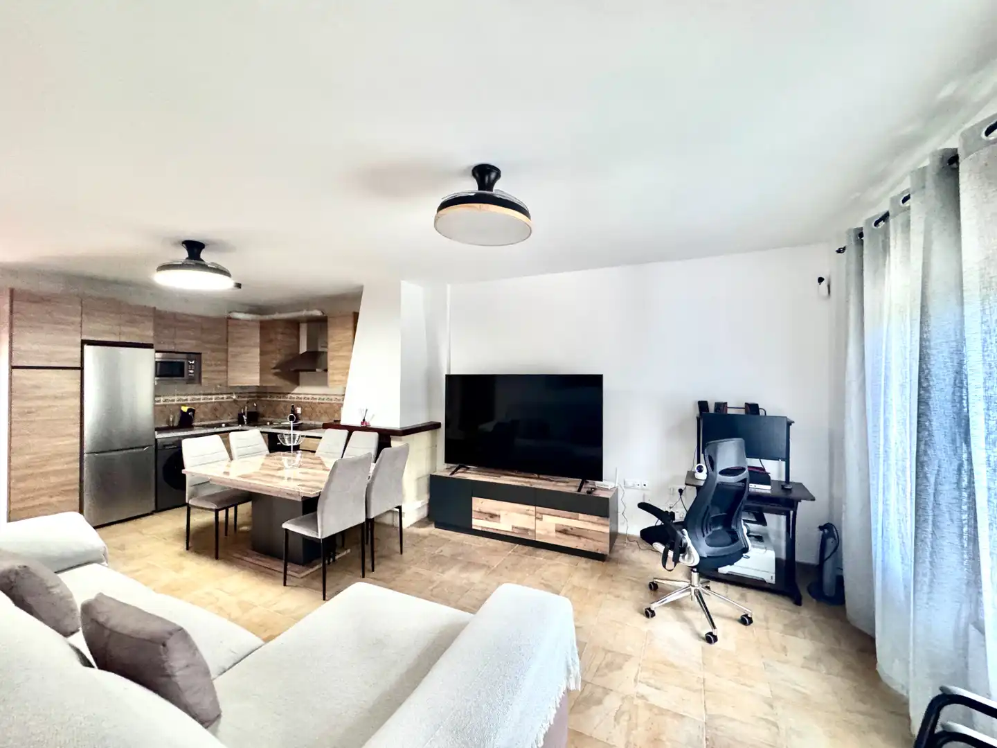 Sala de estar de Apartamento en venta en Paterna del Río con Terraza, Trastero y Amueblado