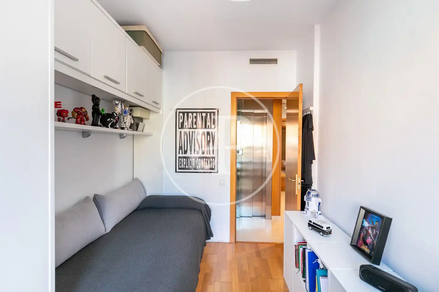 Casa adosada en venta en Passatge de Puigmadrona, El Camp de l'Arpa del Clot