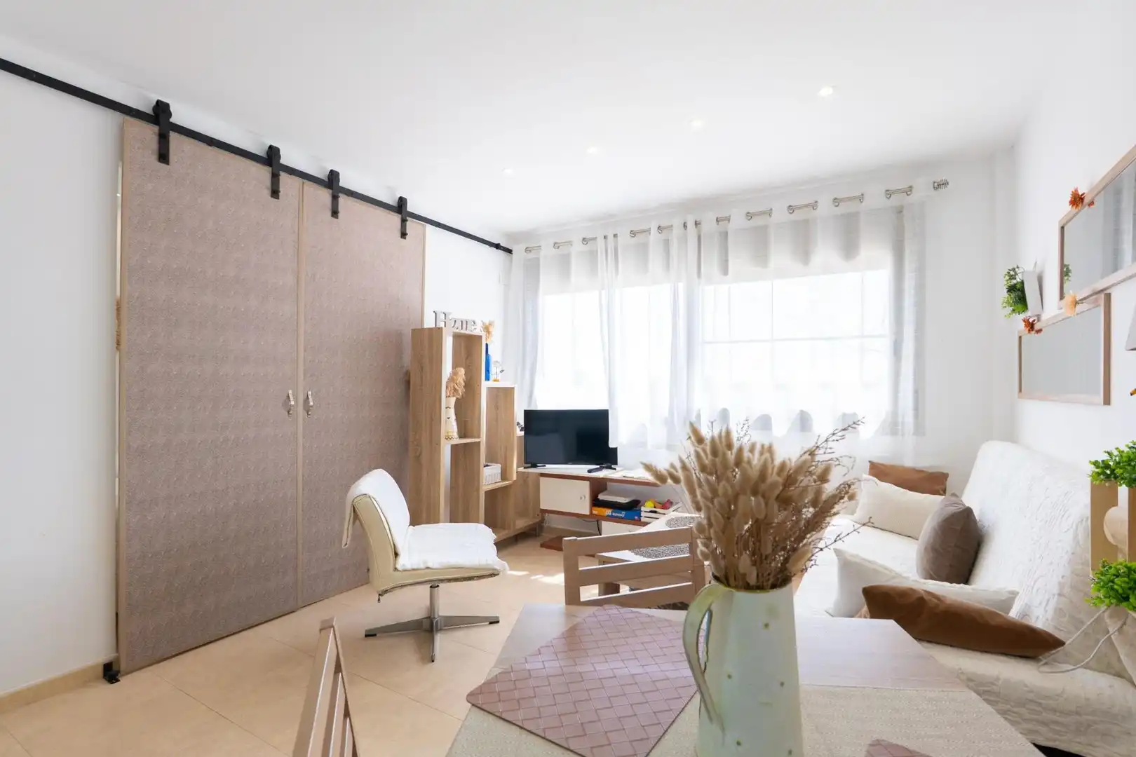 Sala de estar de Piso en venta en Deltebre con Aire acondicionado y Piscina comunitaria