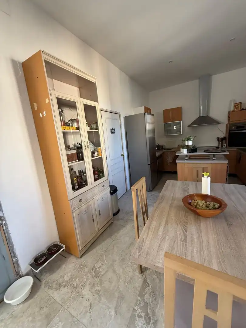 Cuina de Casa o xalet en venda en Chimeneas amb Aire condicionat, Calefacció i Jardí privat