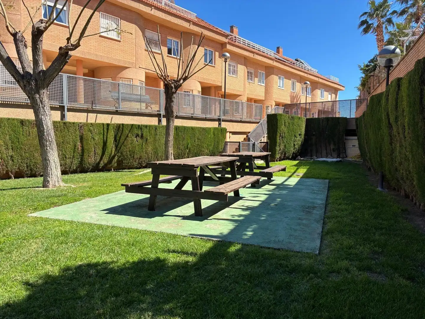 Terrassa de Casa o xalet en venda en Alicante / Alacant amb Aire condicionat, Terrassa i Piscina comunitària