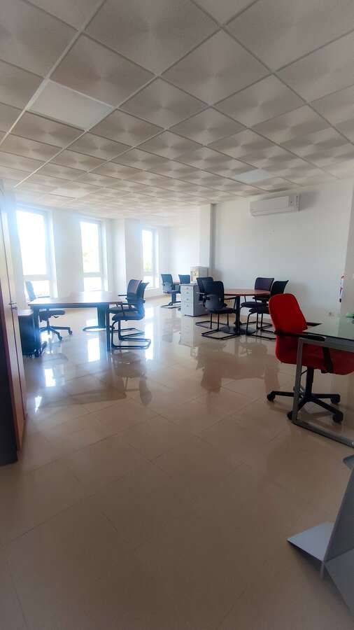 Oficina de alquiler en Centro - La Vega Alta