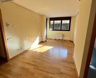 Living room of Apartment to rent in Majadahonda  with Private garden, Terrace and Storage room