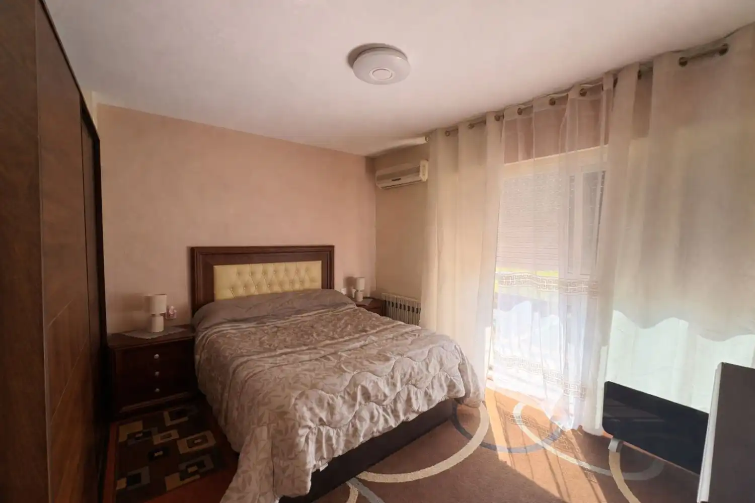Habitación de Casa adosada en venta en Manzanares con Aire acondicionado, Jardín privado y Terraza