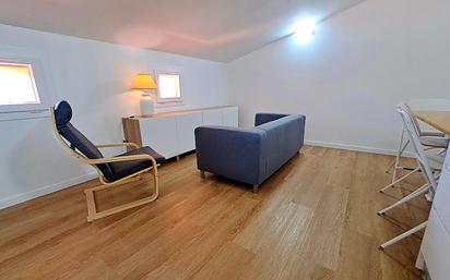 Wohnzimmer von Dachboden miete in Las Palmas de Gran Canaria mit Parkett, Möbliert und Waschmaschine