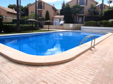 Casa amb balcó en venda a Camino del Faro