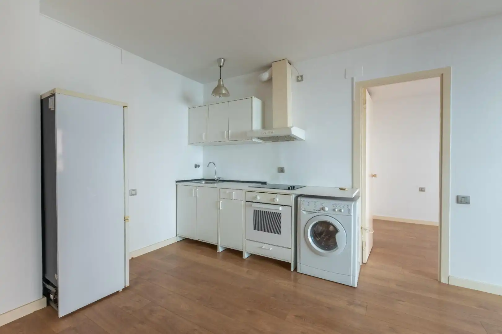 Cuina de Pis en venda en Barcelona amb Aire condicionat, Calefacció i Parquet