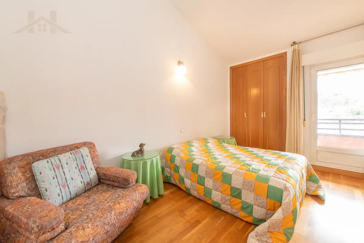 Habitación de Casa o chalet en venta en Colmenar Viejo con Aire acondicionado, Terraza y Trastero