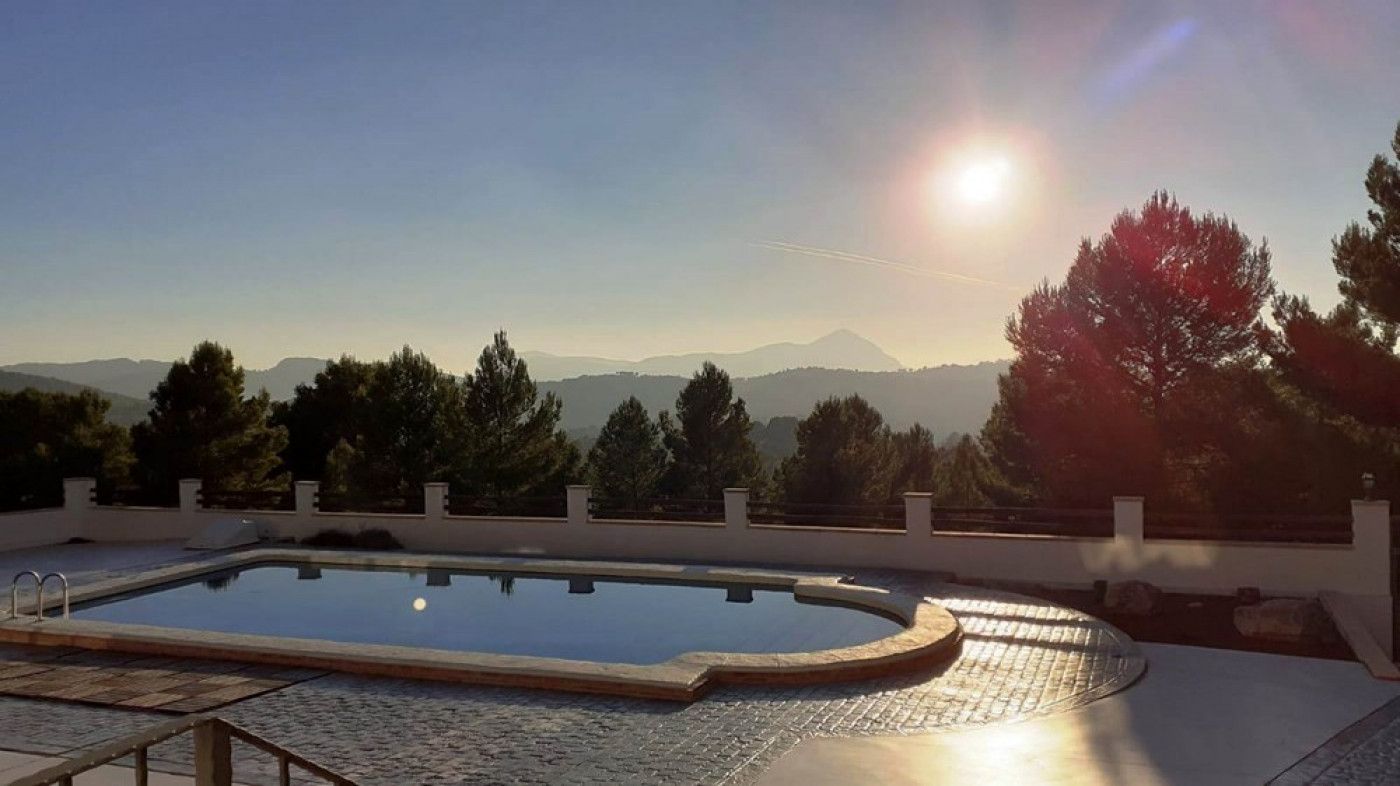 Piscina de Casa o xalet en venda en Catí amb Calefacció, Jardí privat i Terrassa