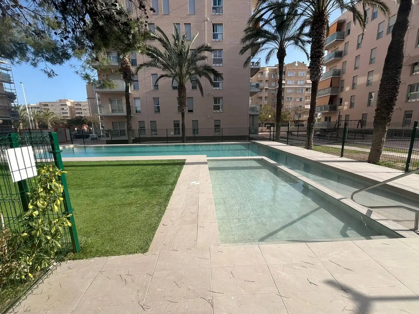 Swimming pool of Flat for sale in Elche / Elx  with Air Conditioner, Heating and Terrace