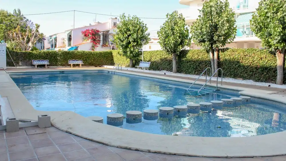 Piscina de Apartamento en venta en Dénia con Aire acondicionado, Calefacción y Jardín privado