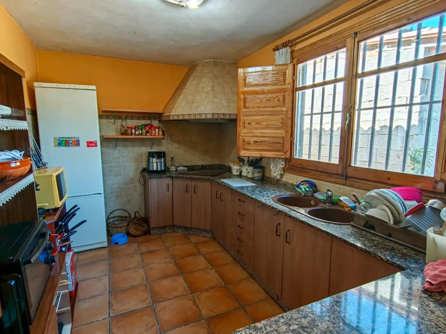 Kitchen of Houses for sale in Yátova  with Private garden, Terrace and Storage room