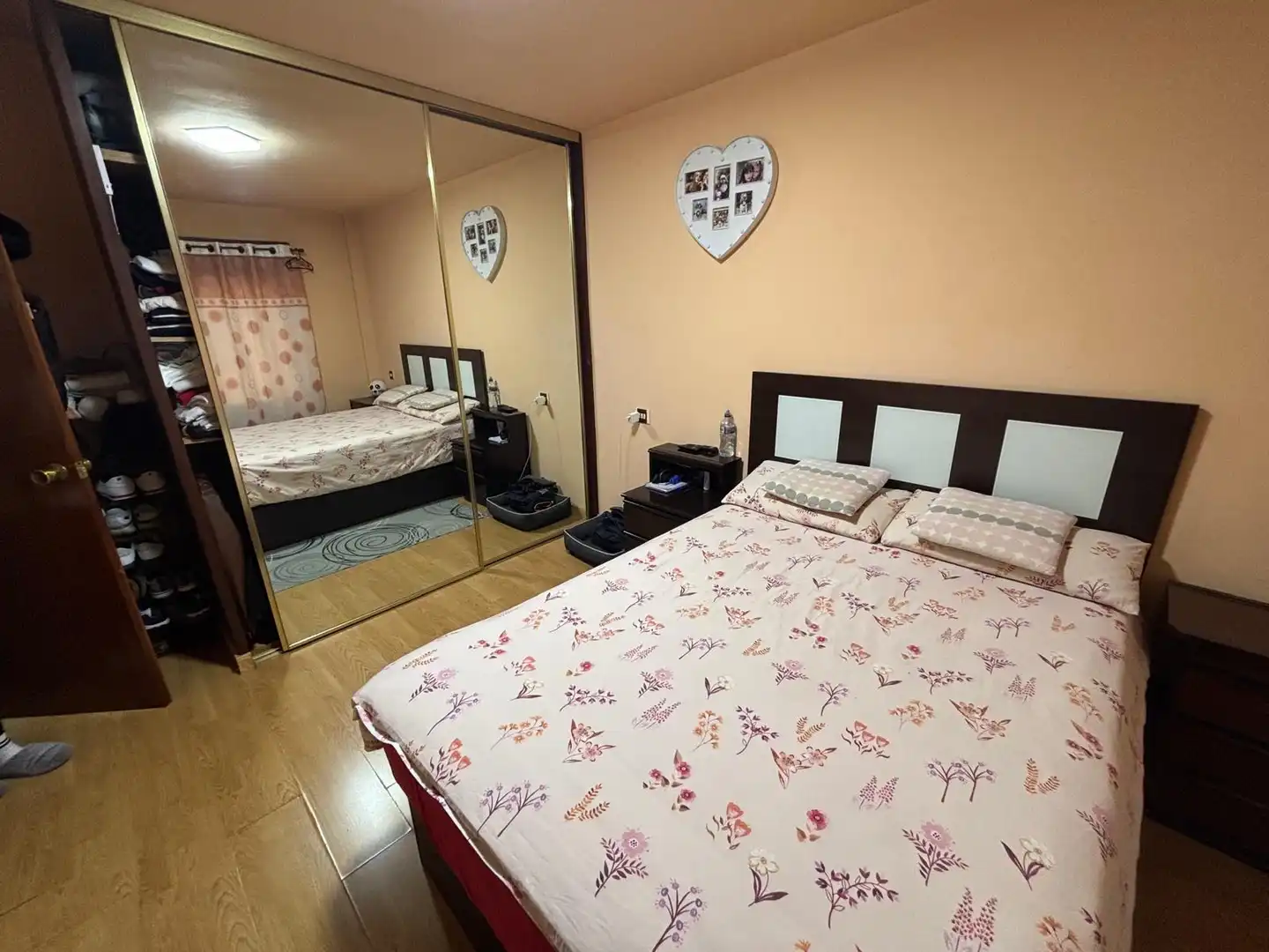 Dormitori de Pis en venda en Oviedo  amb Calefacció, Parquet i Forn