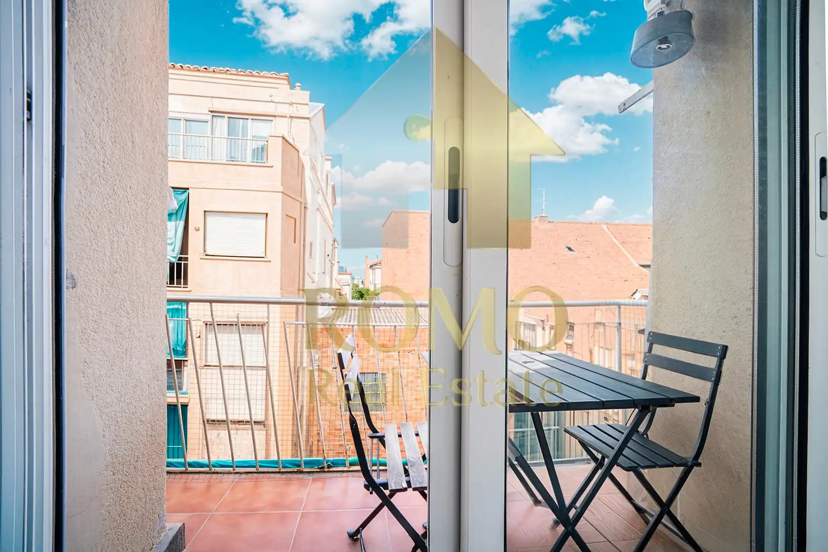 Flat with terrace for sale in Artigues - Llefià, imagen 4