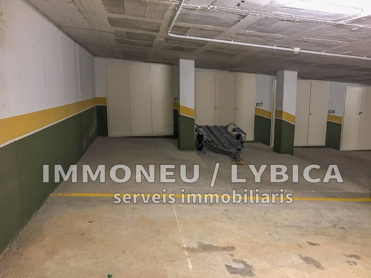 Aparcament de Garatge en venda en Alp
