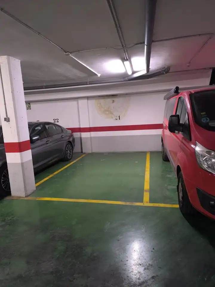 Garaje de alquiler en Moncada, Valencia