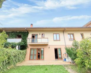 Exterior view of Single-family semi-detached to rent in Tafalla  with Air Conditioner and Terrace