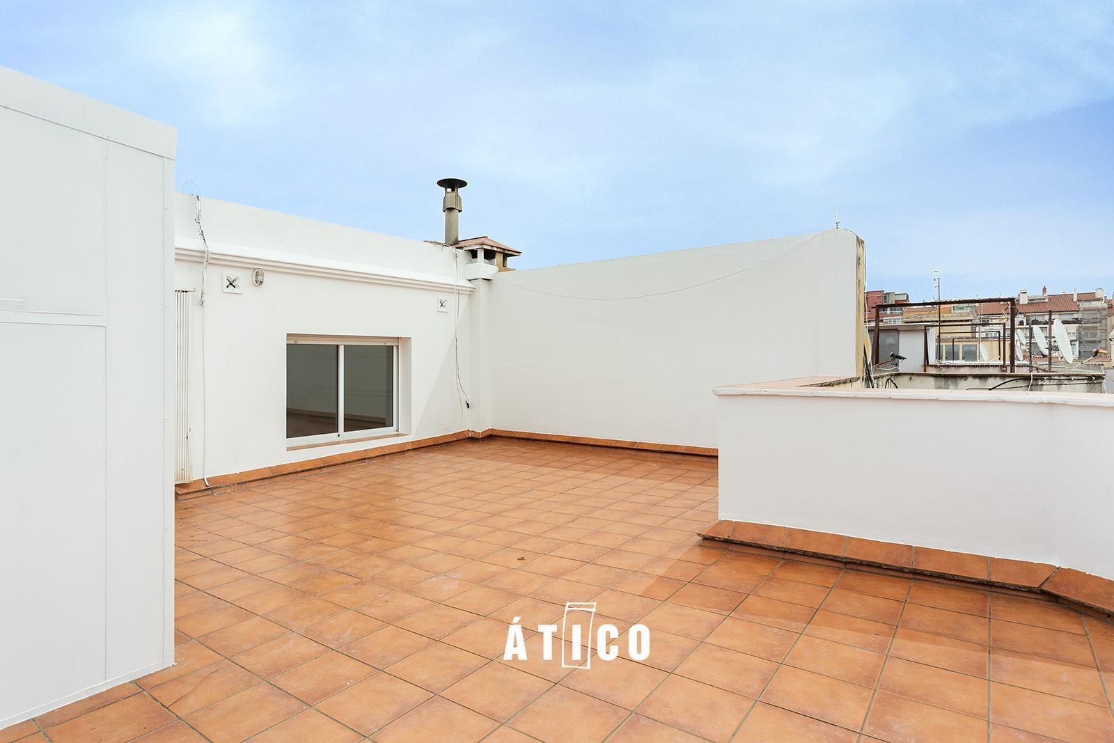 Terrace of Attic for sale in  Barcelona Capital  with Air Conditioner, Heating and Parquet flooring