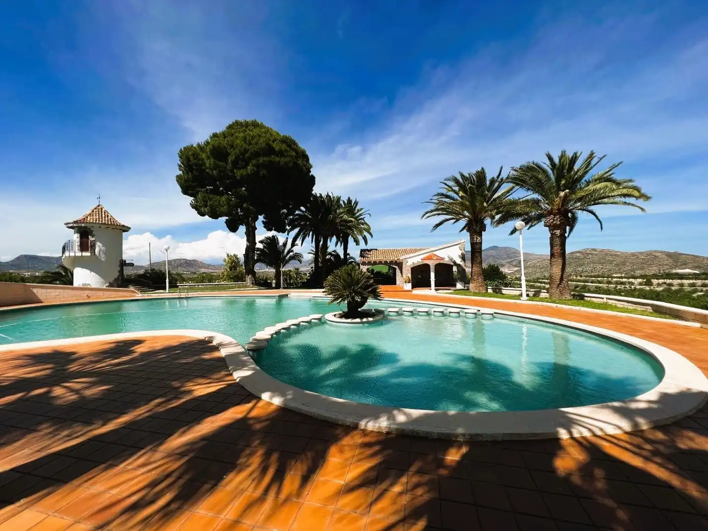 Piscina de Finca rústica en venta en Monóvar  / Monòver con Aire acondicionado, Calefacción y Jardín privado